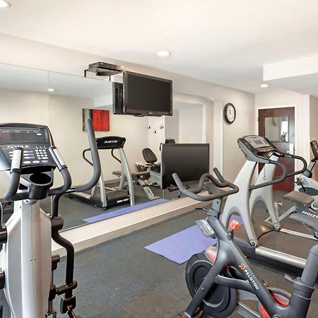 Best Western Plus Fairfield Hotel Экстерьер фото