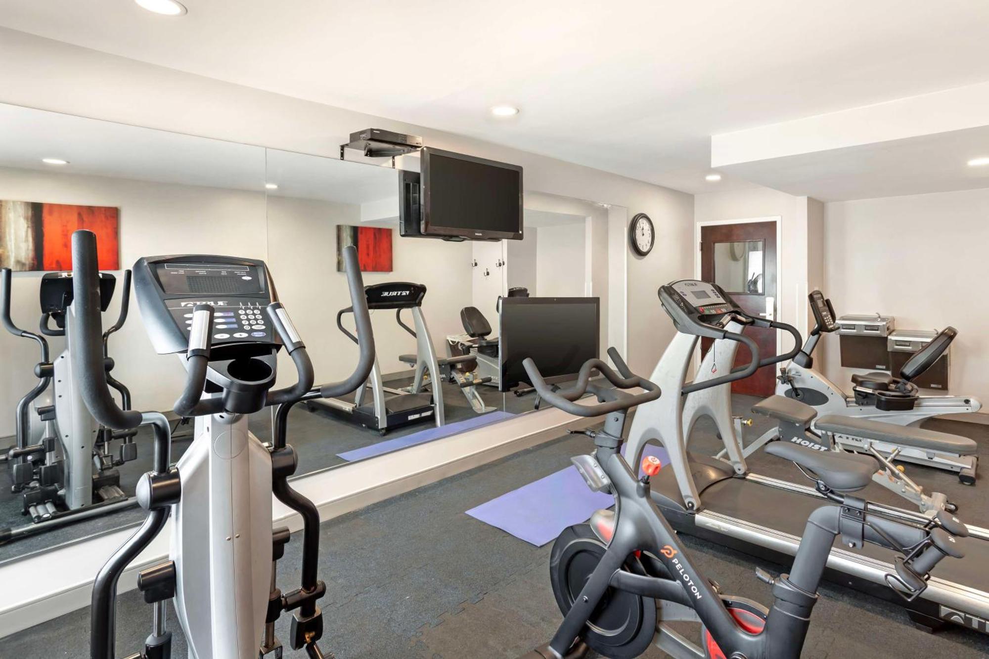 Best Western Plus Fairfield Hotel Экстерьер фото