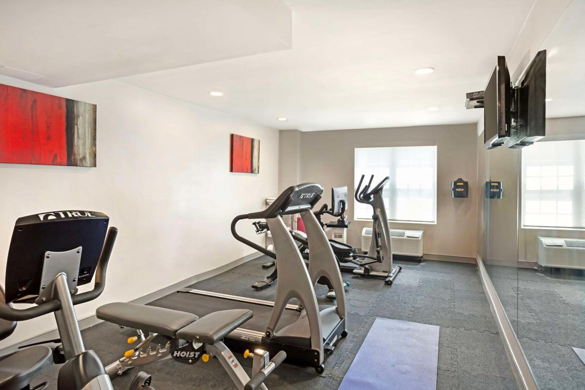 Best Western Plus Fairfield Hotel Экстерьер фото
