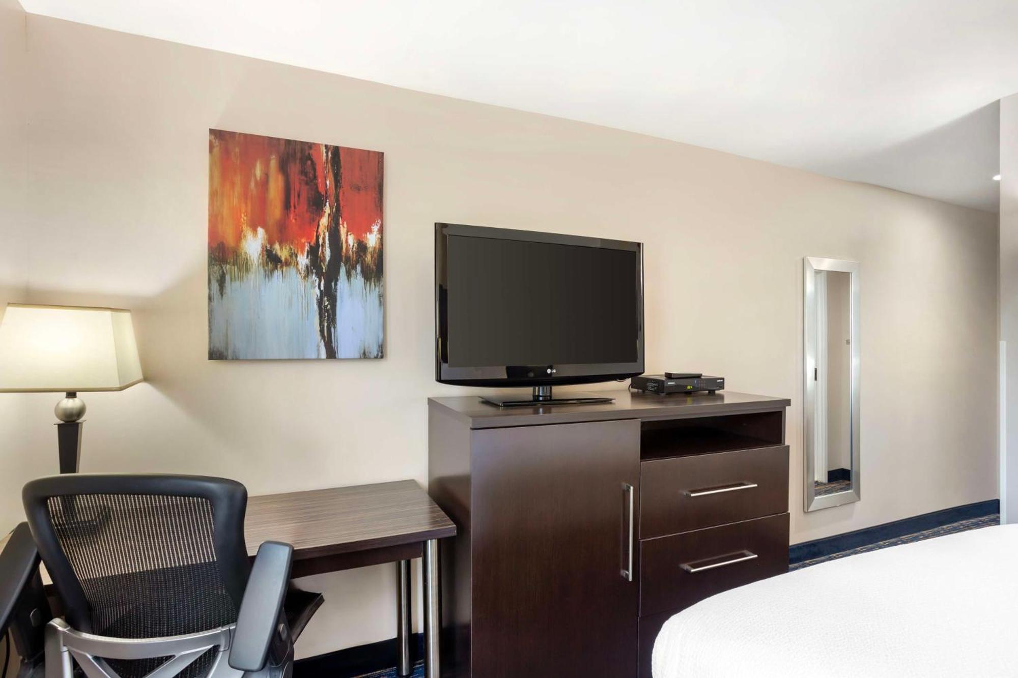 Best Western Plus Fairfield Hotel Экстерьер фото