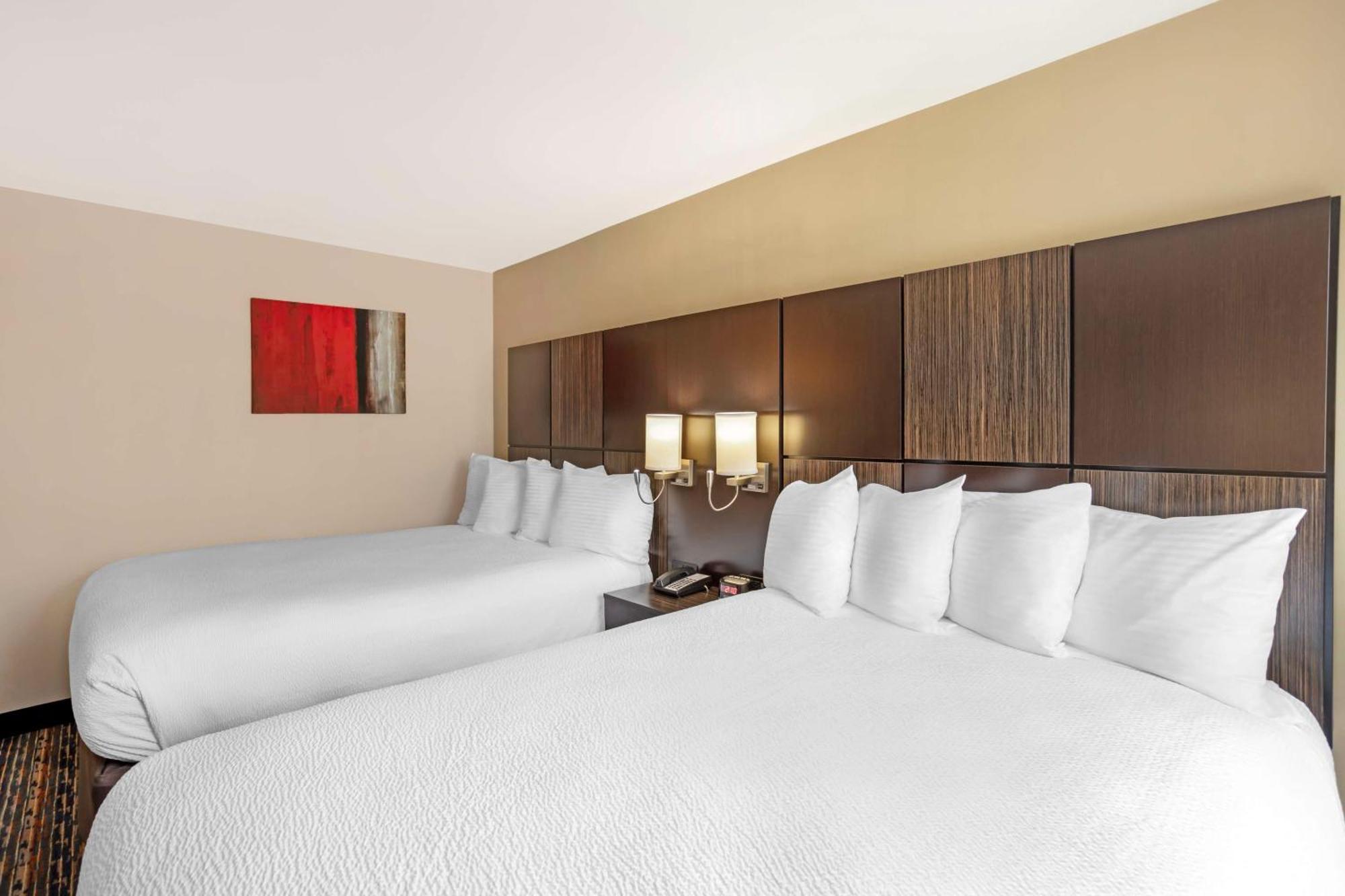 Best Western Plus Fairfield Hotel Экстерьер фото