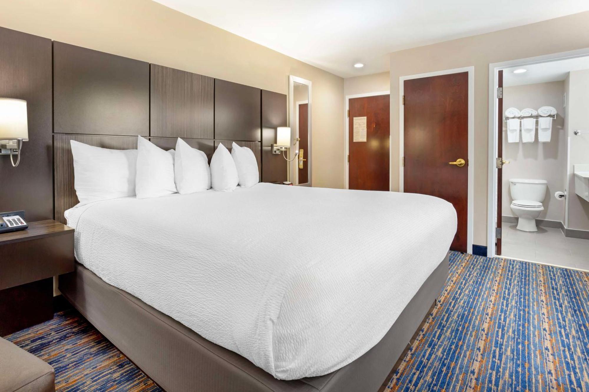 Best Western Plus Fairfield Hotel Экстерьер фото