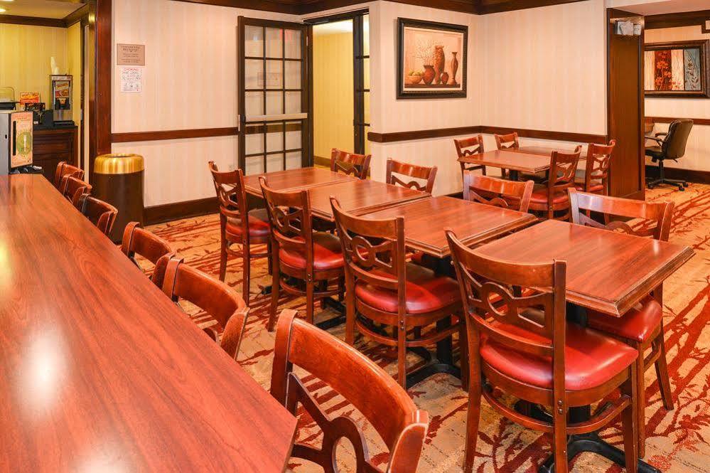 Best Western Plus Fairfield Hotel Экстерьер фото