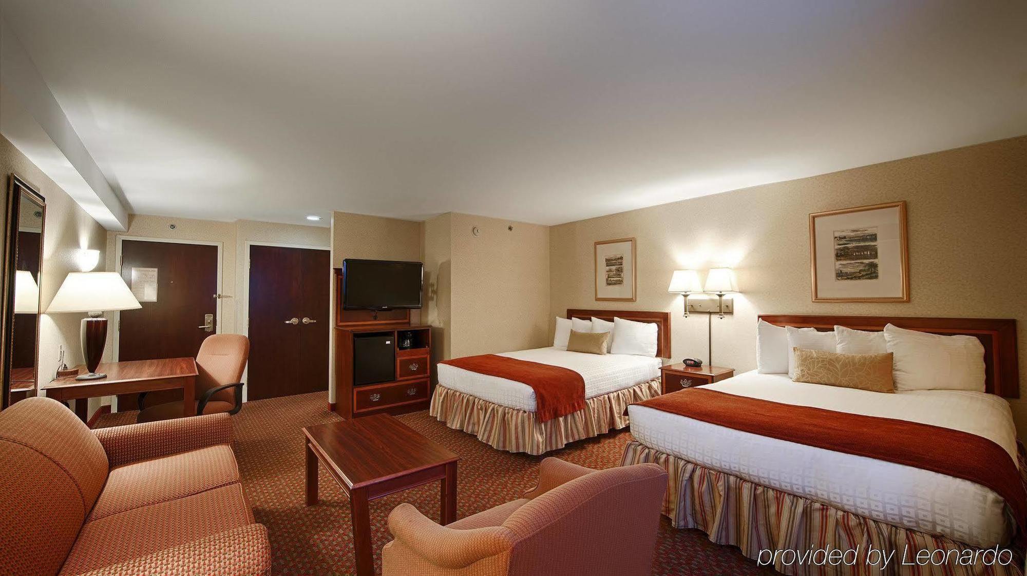 Best Western Plus Fairfield Hotel Экстерьер фото