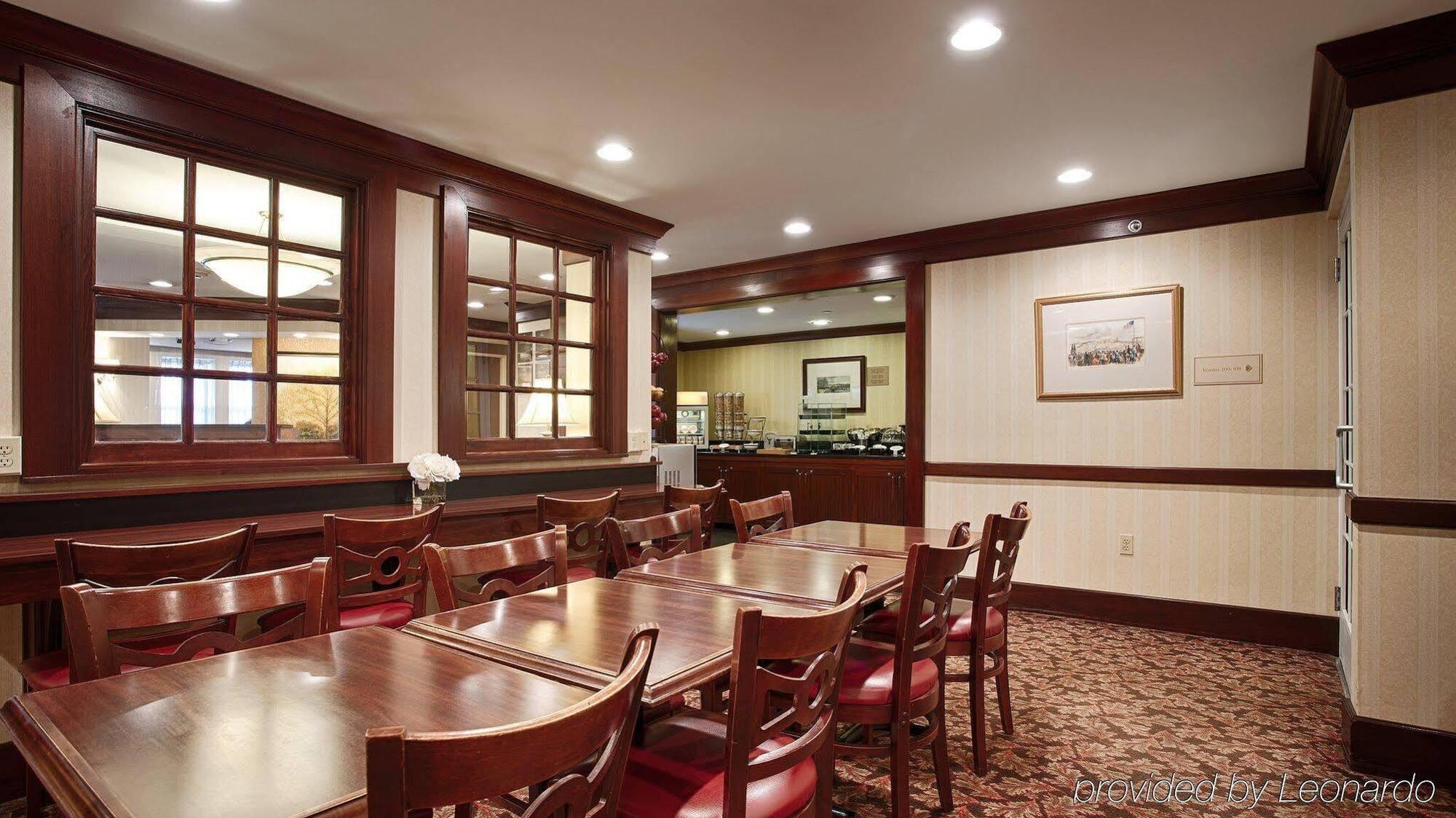 Best Western Plus Fairfield Hotel Экстерьер фото